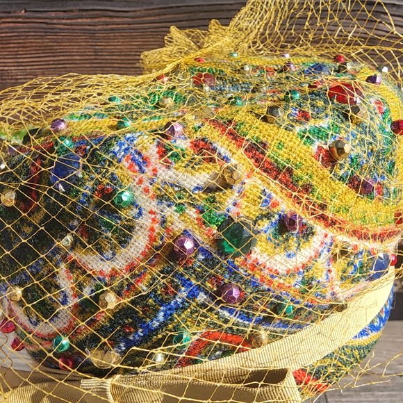 ♦SOLD♦ Beautiful Vintage Pillbox Tapestry Hat w/Multi-Colored Gemstones - Picture 4 of 5